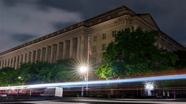 Do tax cheats go to jail?