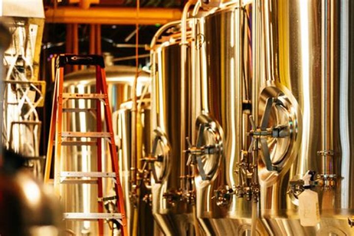 What licenses are needed to start a microbrewery?